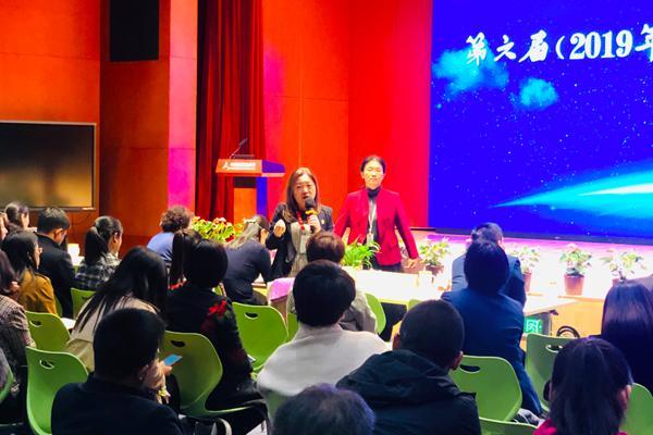 芳草地免費資料論壇