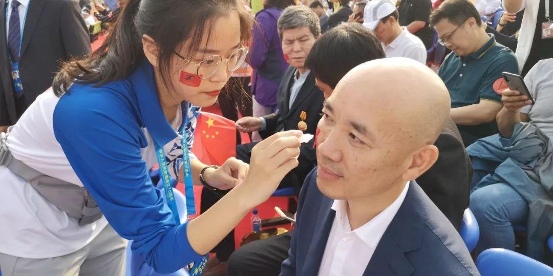 國慶閱兵視頻2019，回顧盛況，完整視頻再現(xiàn)輝煌，2019國慶閱兵回顧，盛況再現(xiàn)，輝煌視頻展現(xiàn)