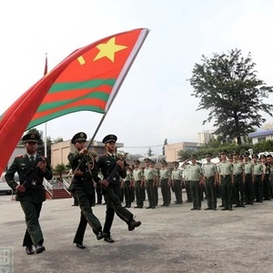 武警部隊(duì)軍旗，榮耀的象征與力量的體現(xiàn)，武警部隊(duì)軍旗，榮耀與力量的象征