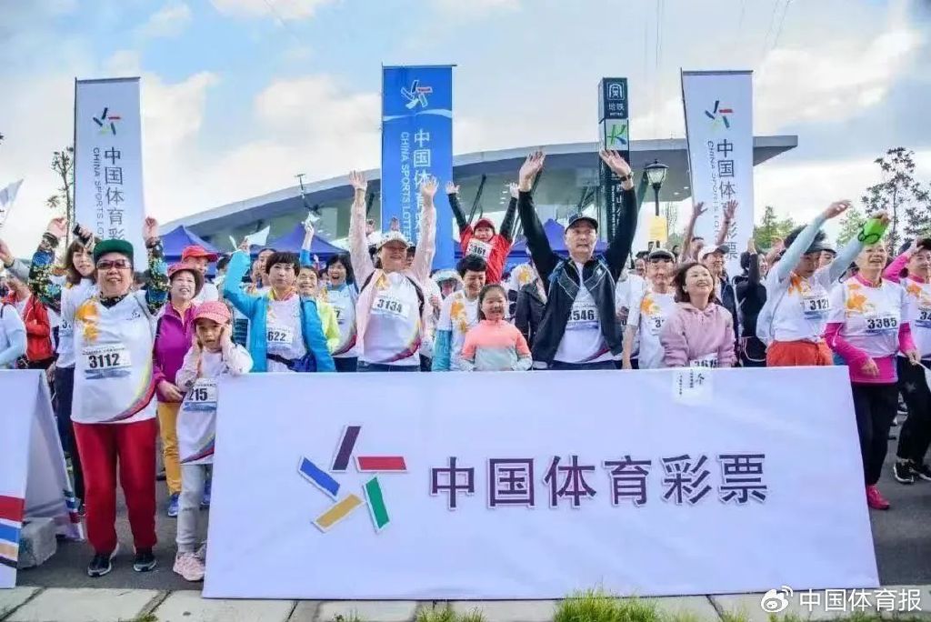 新澳門一碼一肖一特一中鳳凰體育彩票——探索彩票背后的秘密，新澳門彩票背后的秘密，一碼一肖一特一中與鳳凰體育彩票解析